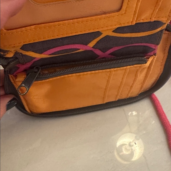 EUC Vera Bradley with Bag! Clutch, Wallet Small Purse, Adjustable Strap. - Picture 4 of 8